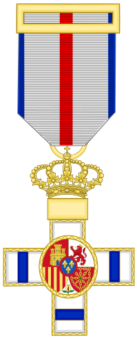 Cruz con distintivo azul