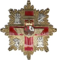 Gran Cruz del Mérito Aeronáutico, distintivo rojo