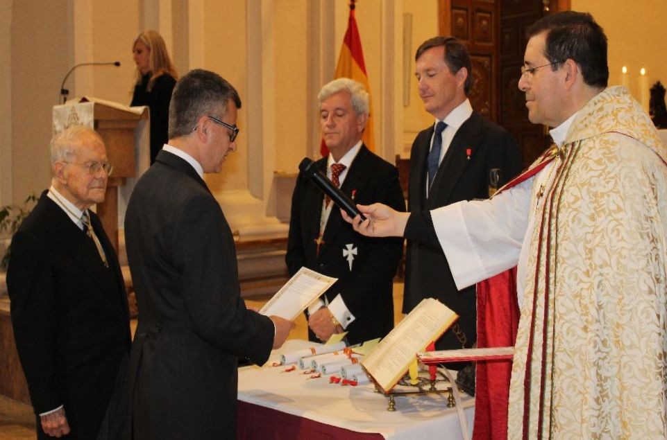 SOLEMNE CEREMONIA DE INGRESO DE LOS NUEVOS CABALLEROS Y DAMAS DE LA 